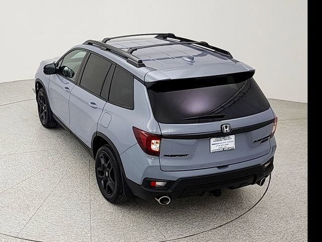 Used 2025 Honda Passport Black Edition image 39