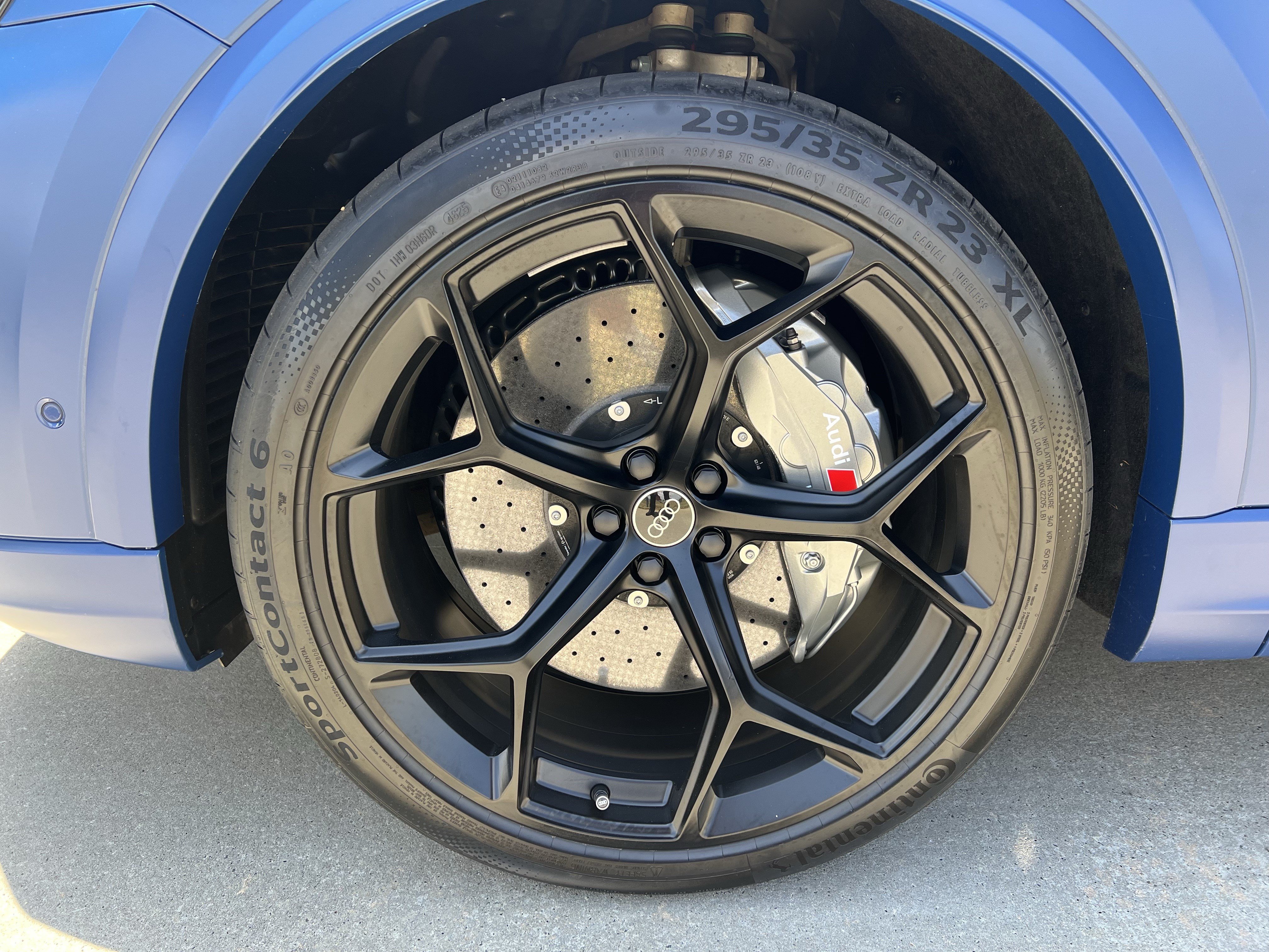 Certified 2025 Audi RS Q8 performance AWD/4WD image 13