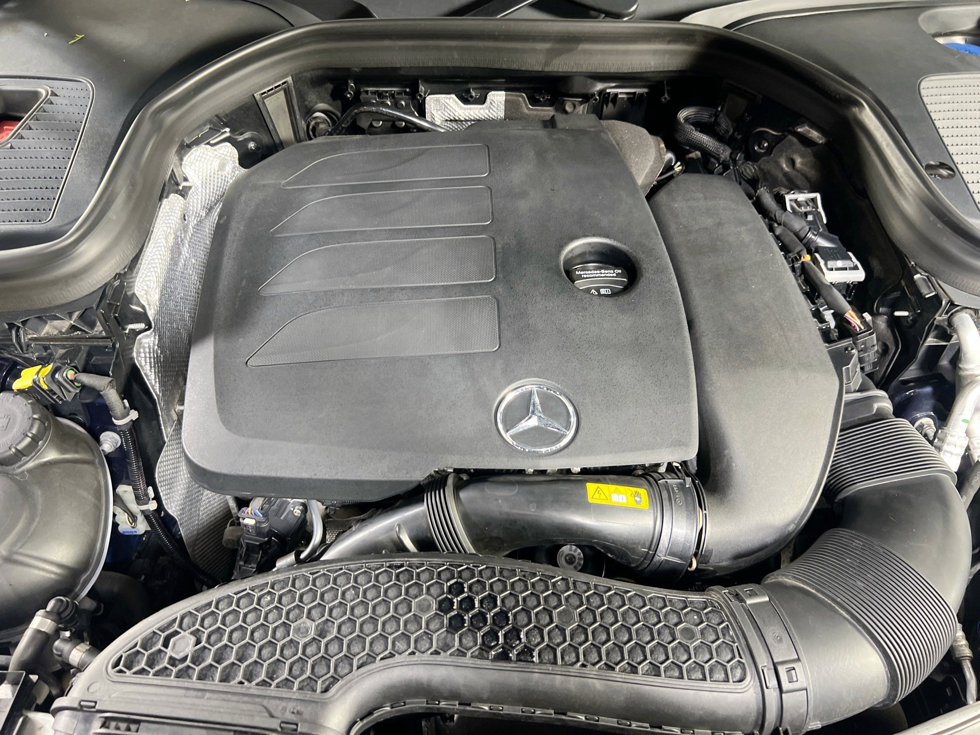 Used 2022 Mercedes-Benz GLC 300 4MATIC image 29