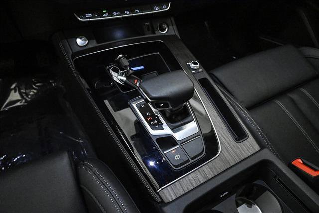 Certified 2024 Audi Q5 e Prestige image 12