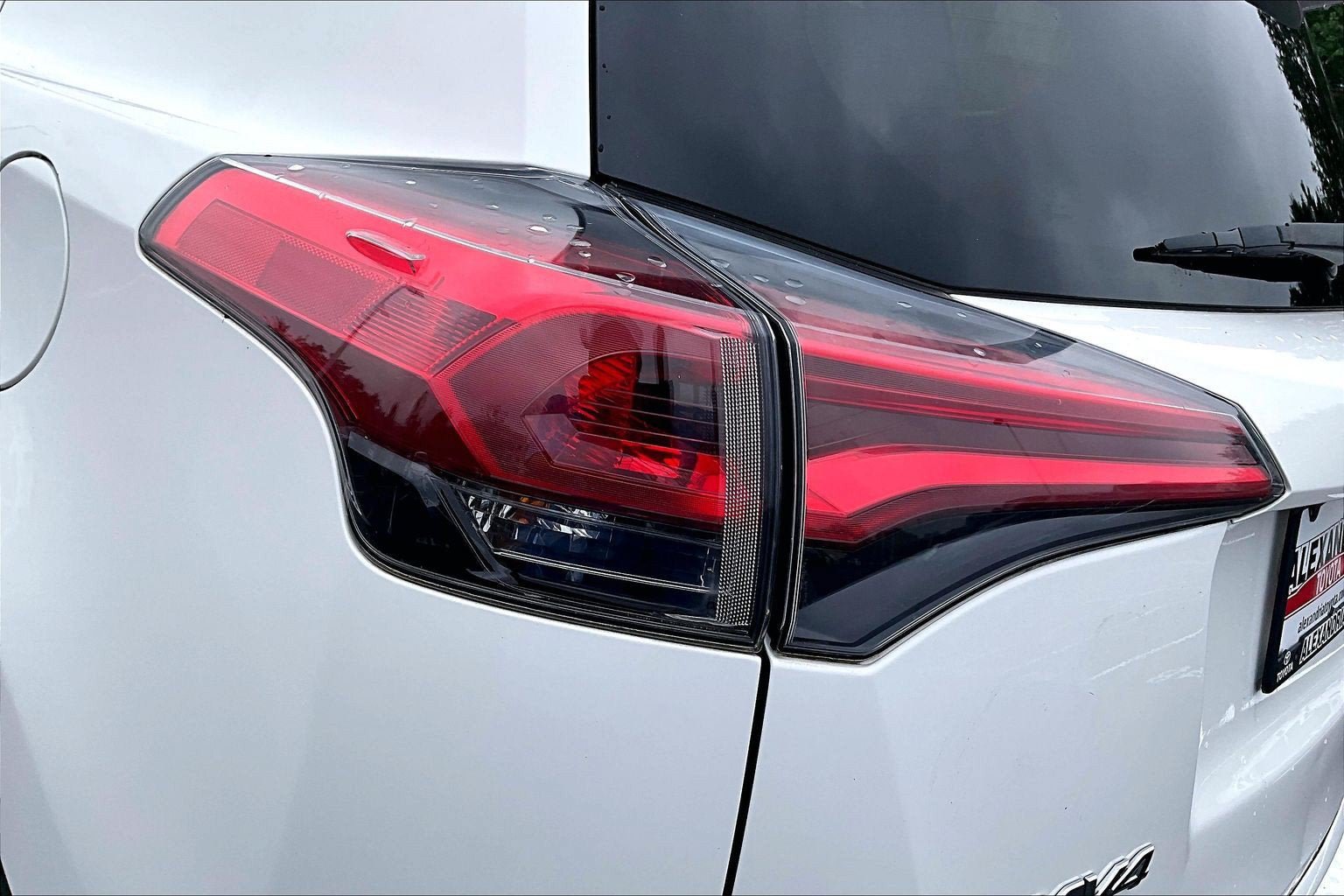 Used 2016 Toyota RAV4 LE AWD/4WD image 27