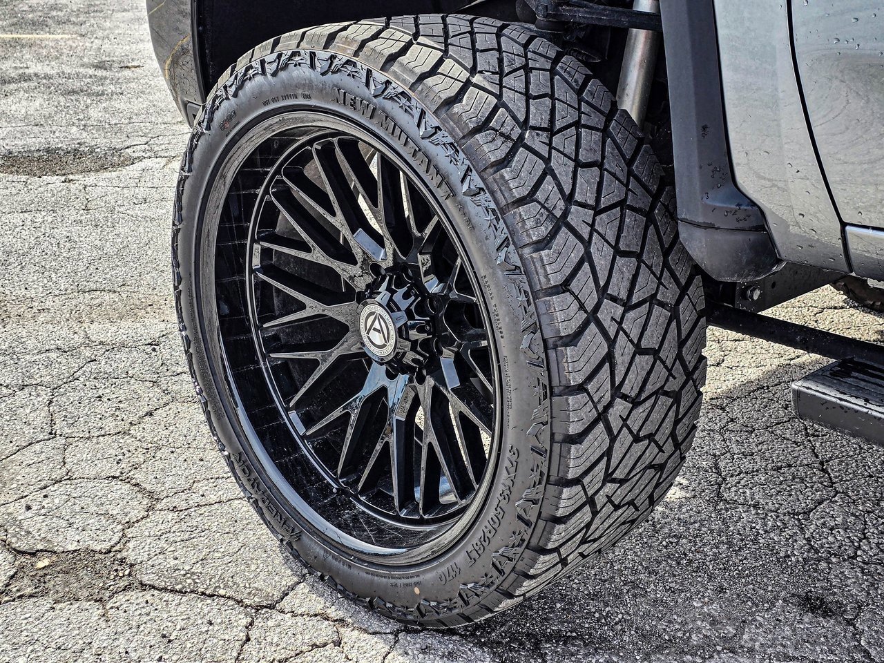 Used 2025 Chevrolet Silverado 2500 LT w/ Trail Boss Package image 12