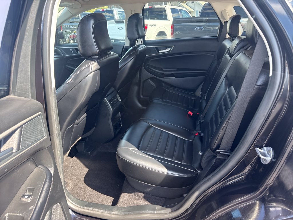 Used 2024 Ford Edge SEL w/ Convenience Package AWD/4WD image 16