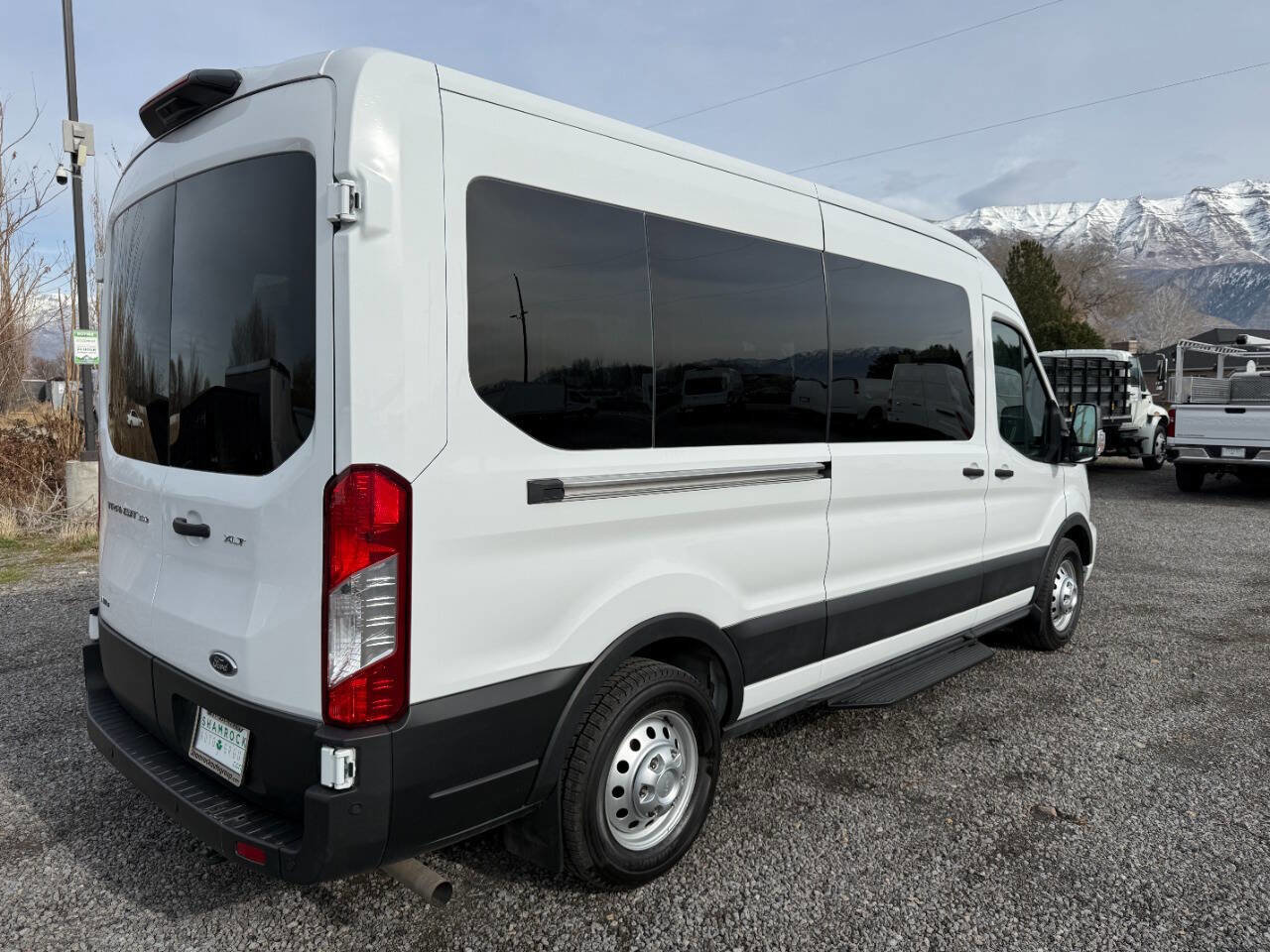 Used 2023 Ford Transit 350 XLT image 3