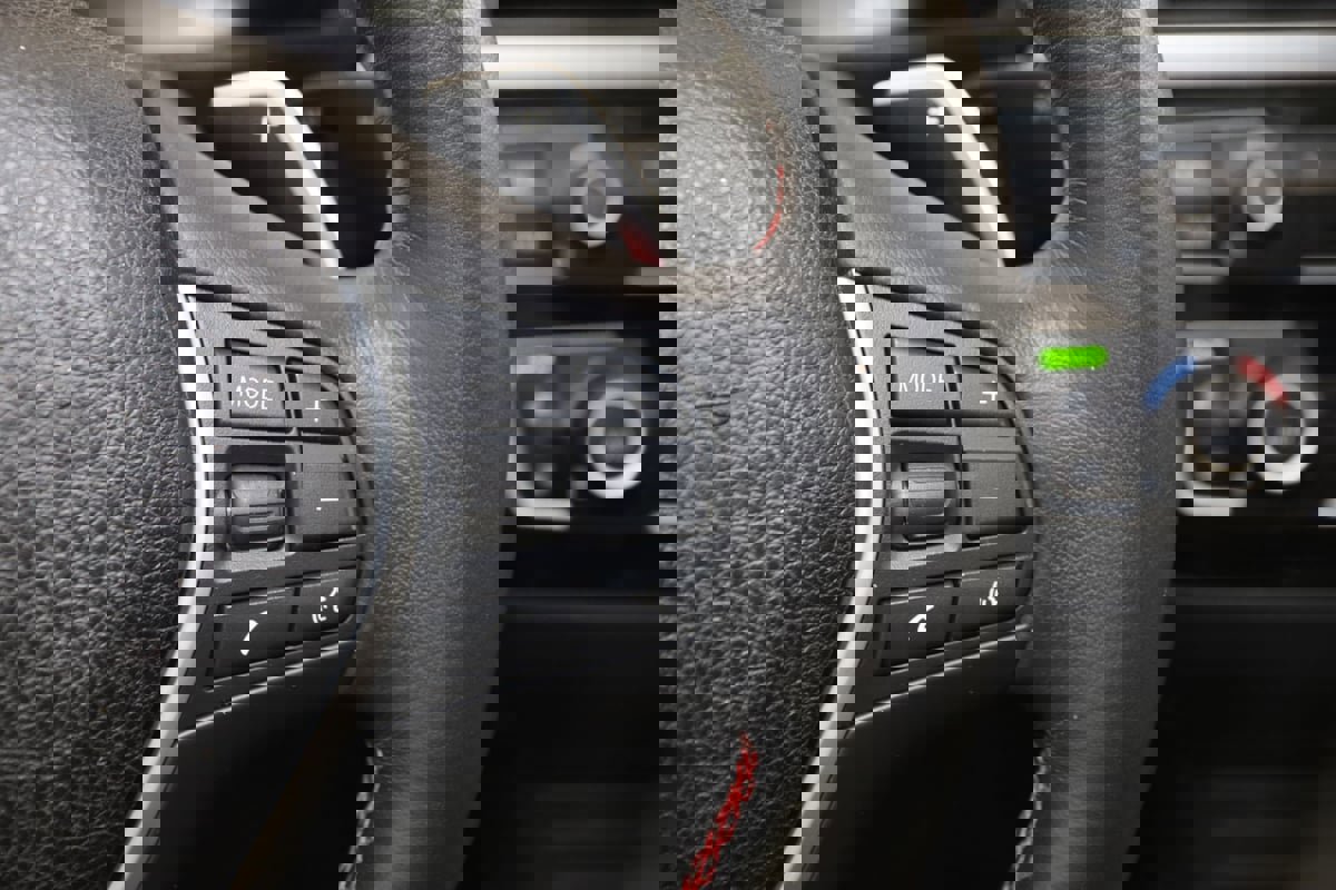 Used 2020 BMW 430i xDrive Coupe w/ Convenience Package image 41