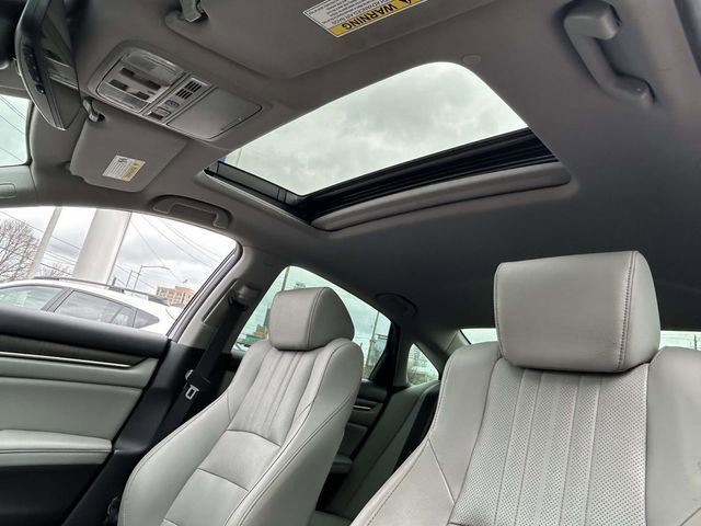 Used 2020 Honda Accord Touring image 15