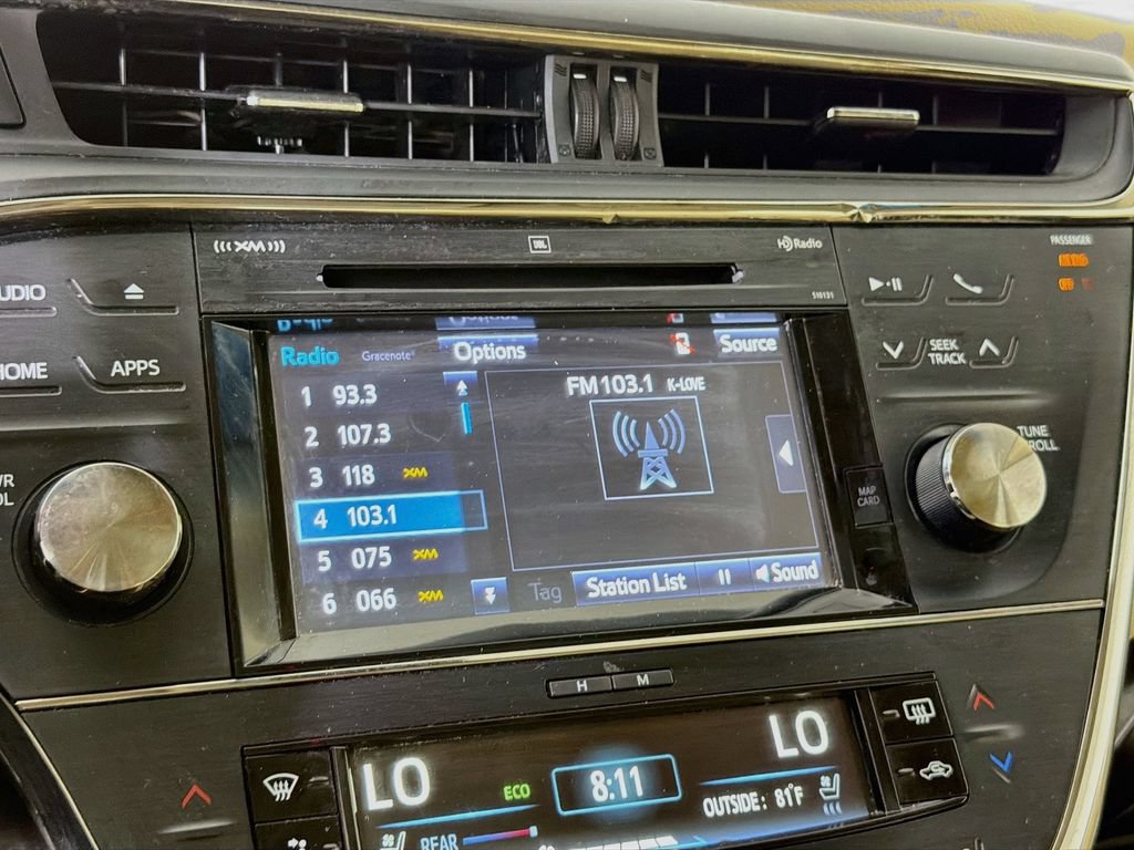 Used 2018 Toyota Avalon Limited w/ Carpet Mat Package FWD image 15