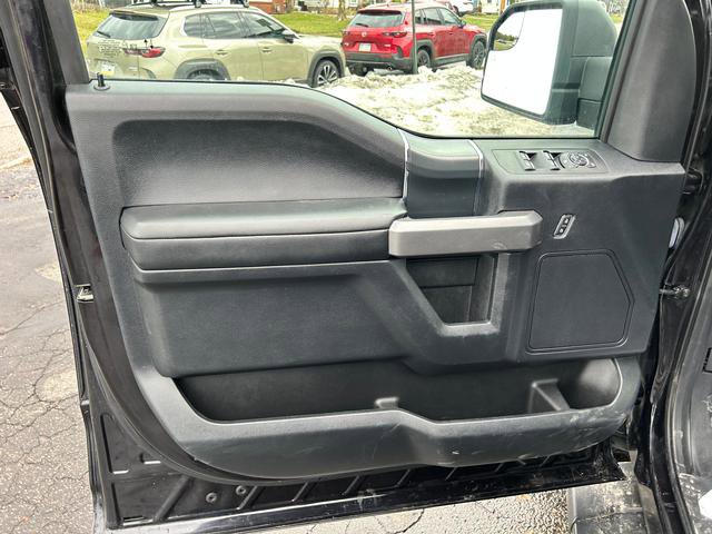 Used 2020 Ford F150 XLT w/ Equipment Group 302A Luxury image 9