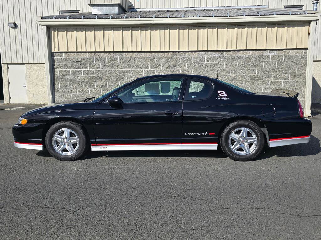 Used 2002 Chevrolet Monte Carlo SS w/ Preferred Equipment Group FWD image 3