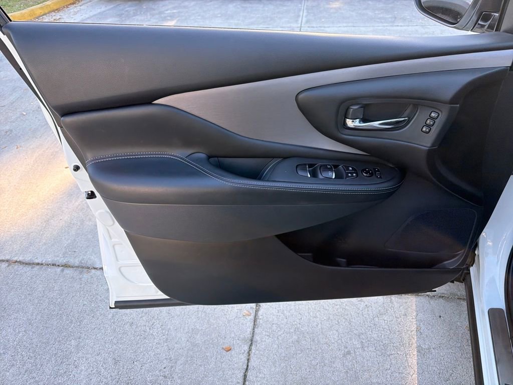Used 2024 Nissan Murano SL w/ Cargo Package image 18