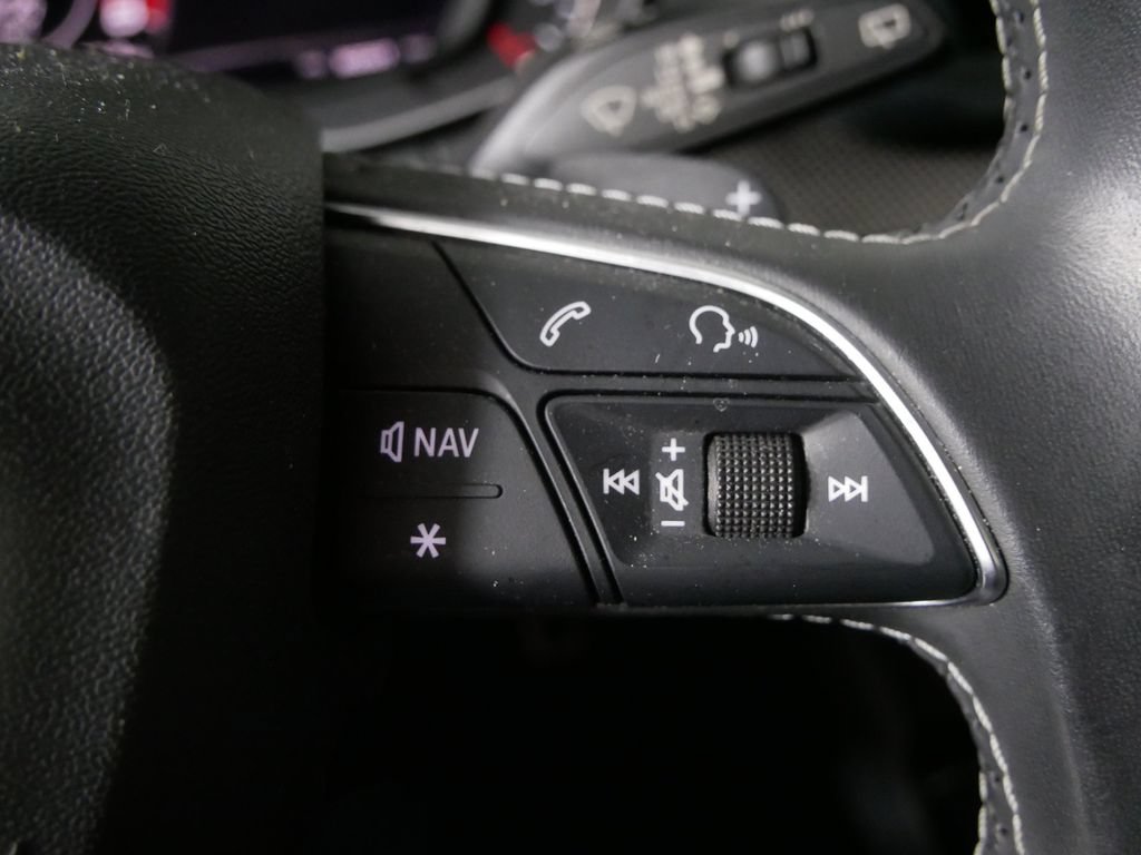 Used 2019 Audi SQ5 Prestige w/ Prestige Package AWD/4WD image 22