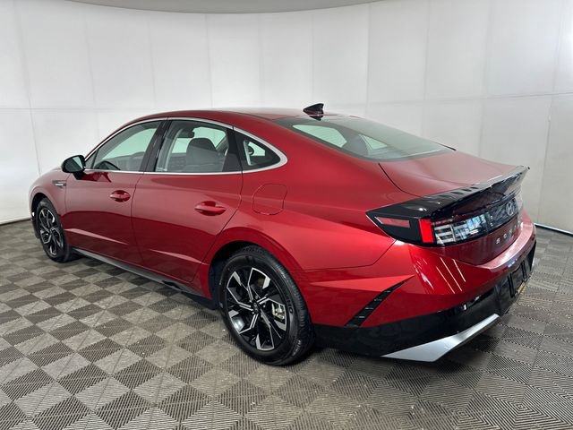 Used 2025 Hyundai Sonata SEL FWD image 5
