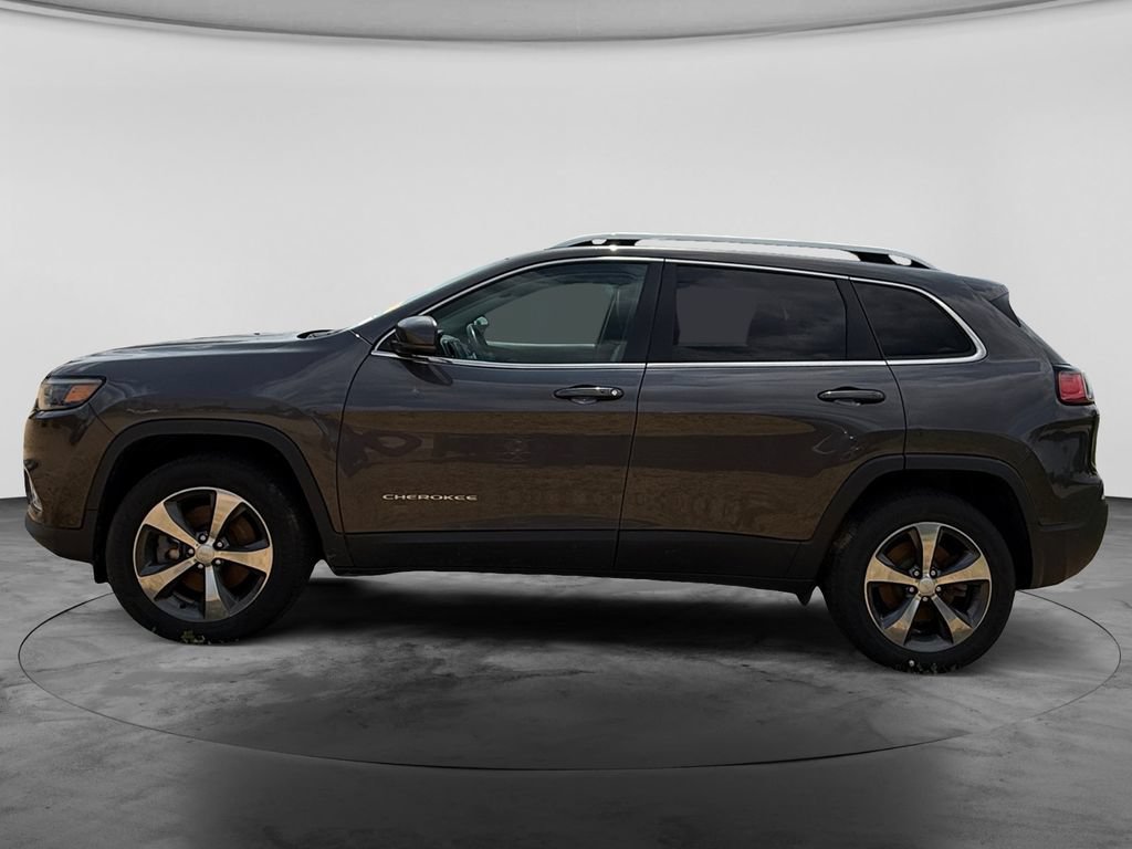 Used 2019 Jeep Cherokee Limited w/ Luxury Group AWD/4WD image 4