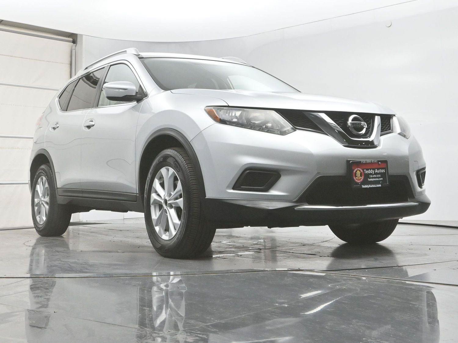 Used 2015 Nissan Rogue SV AWD/4WD image 29