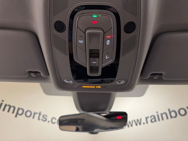 Used 2022 Audi A4 2.0T Premium w/ Convenience Package image 18