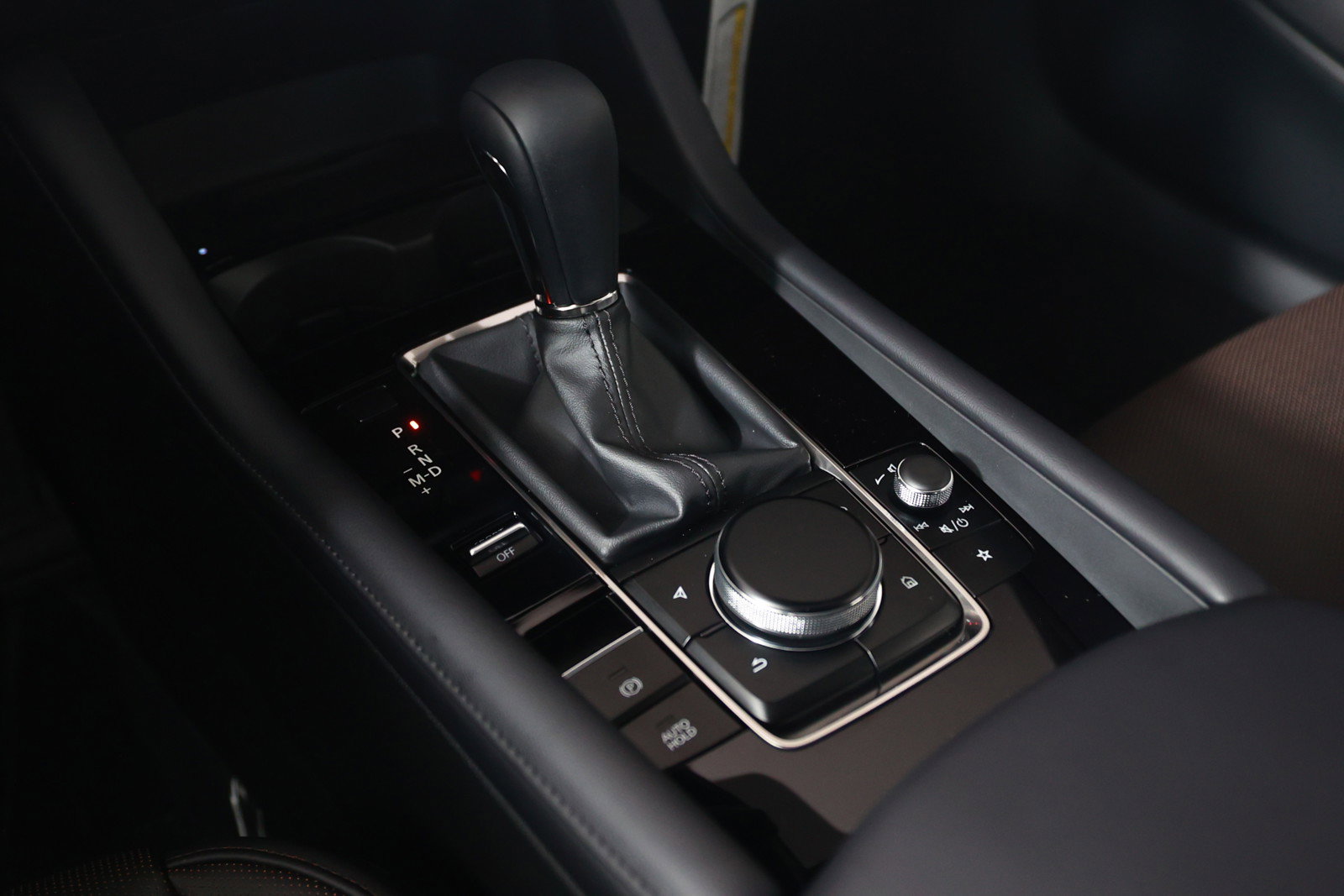 Certified 2025 MAZDA MAZDA3 Hatchback w/Premium Plus Pkg image 22