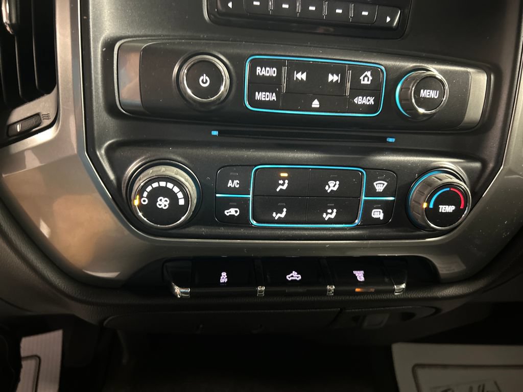 Used 2015 Chevrolet Silverado 2500 LT AWD/4WD image 17