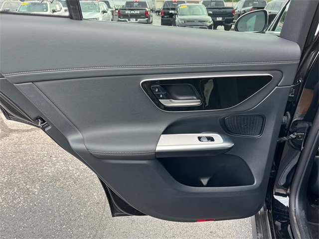 Used 2024 Mercedes-Benz GLC 300 image 18