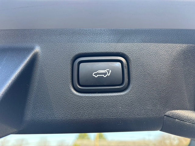 Used 2022 Hyundai Tucson Limited image 9