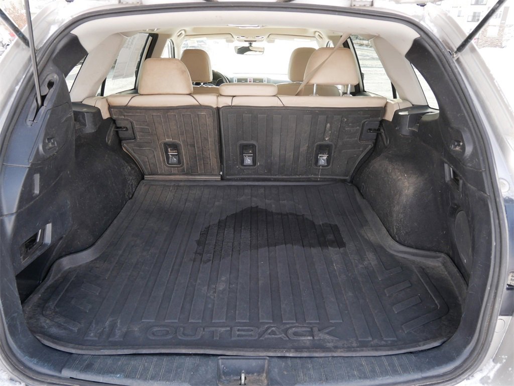 Used 2017 Subaru Outback 2.5i Limited image 18