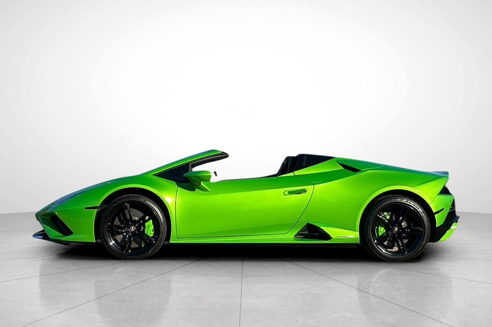 Used 2021 Lamborghini Huracan EVO image 25