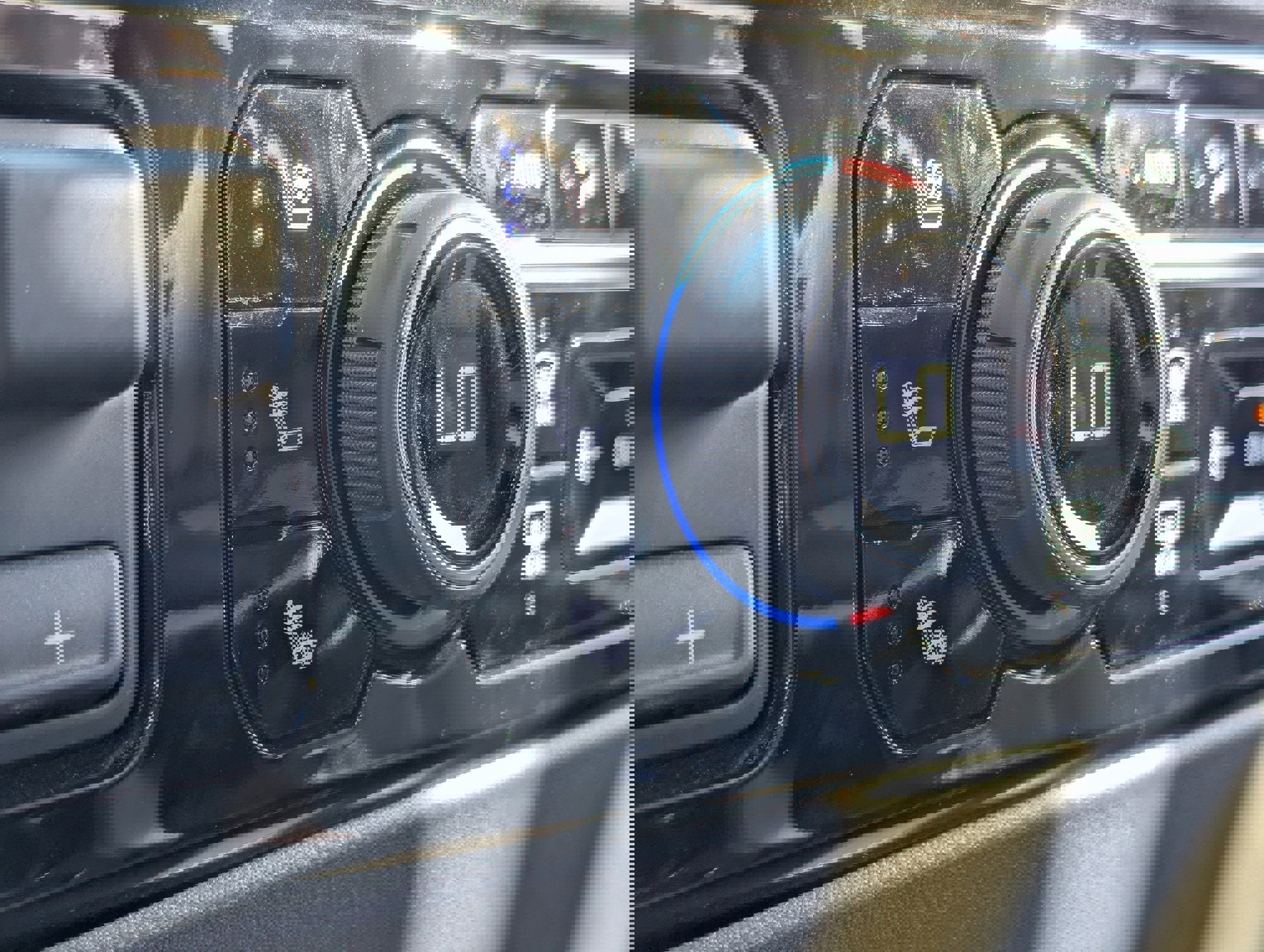 New 2025 Chevrolet Silverado 1500 ZR2 image 4