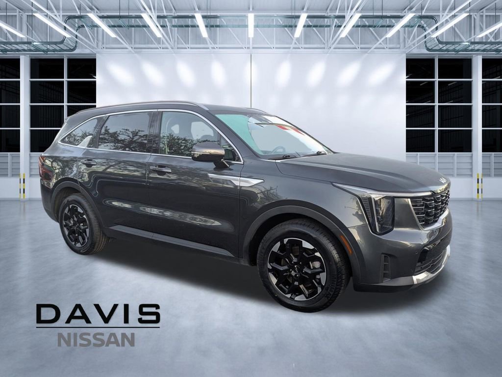 Used 2024 Kia Sorento S