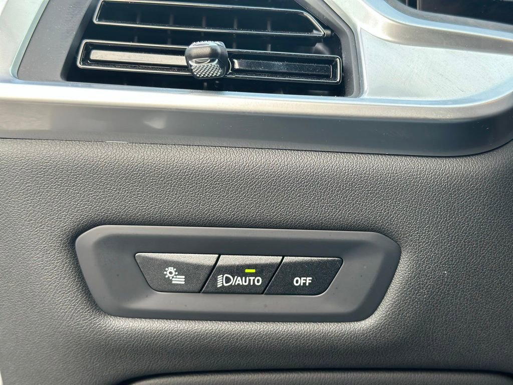 Certified 2024 BMW X5 xDrive40i w/ Premium Package image 38