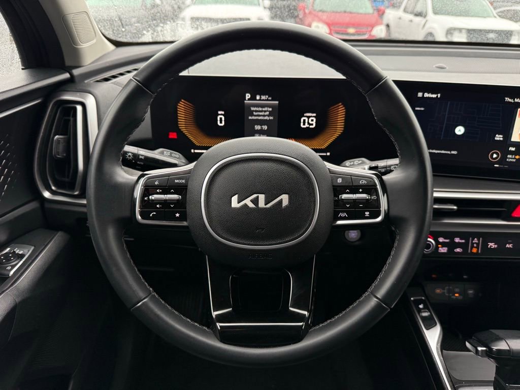 Certified 2024 Kia Sorento S image 30