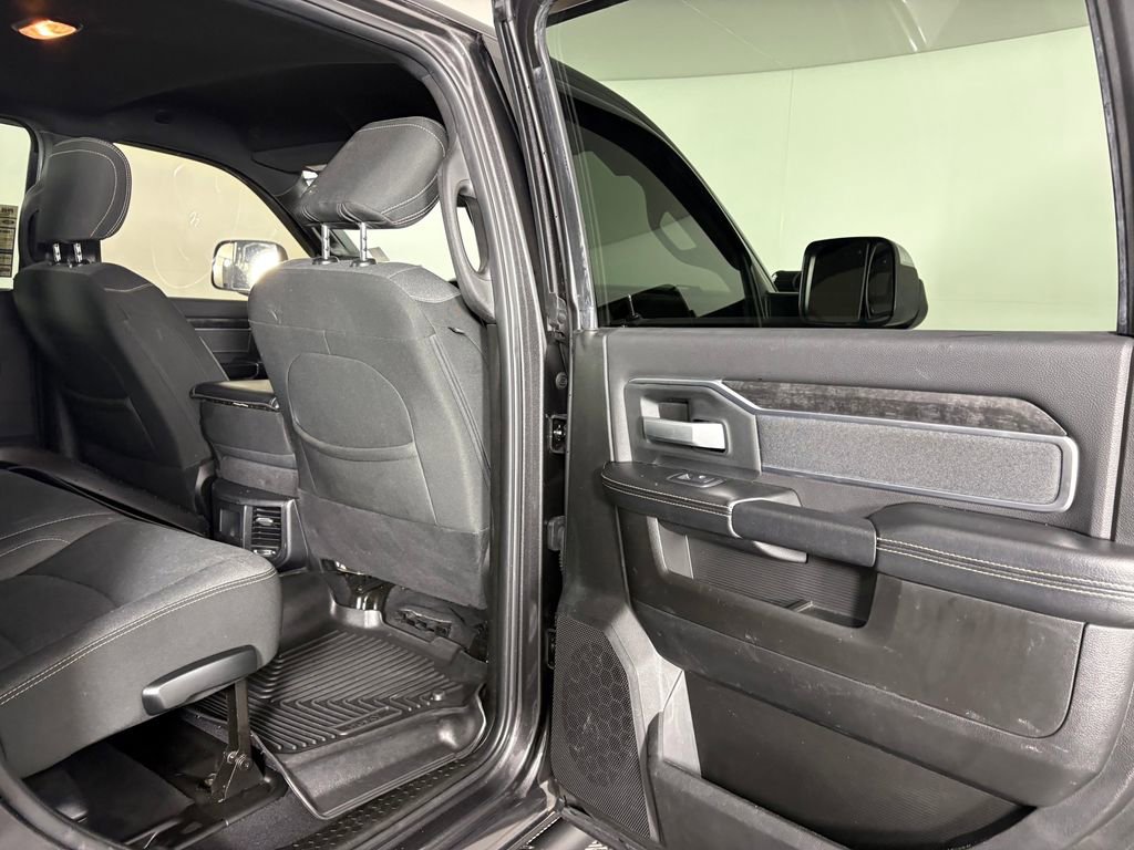 Used 2019 RAM 2500 Big Horn w/ Towing Technology Group image 31