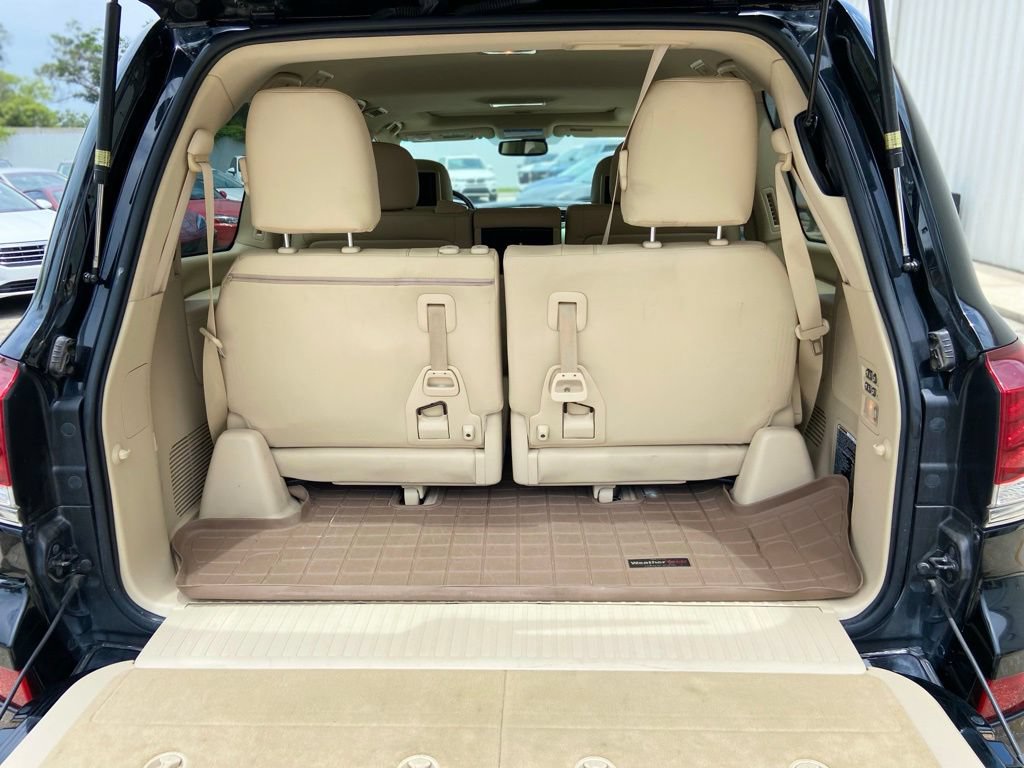 Used 2013 Lexus LX 570 4WD w/ Luxury Pkg image 26