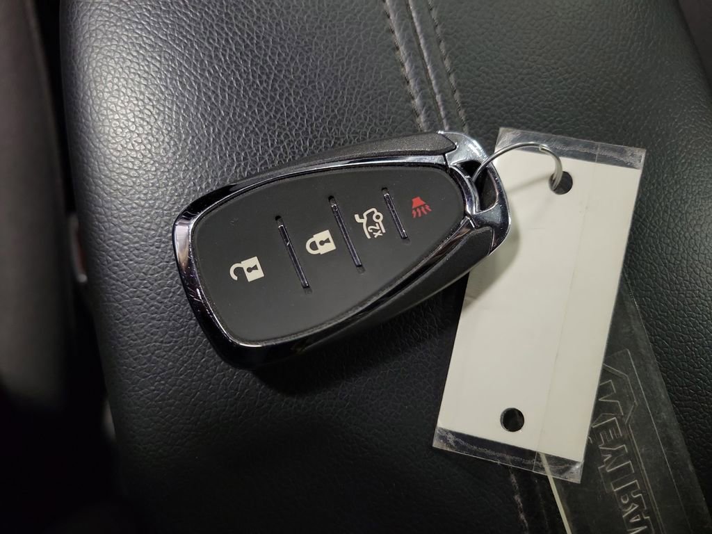 Used 2018 Chevrolet Malibu LT image 16