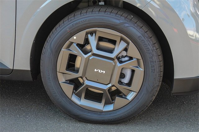 New 2026 Kia Carnival EX image 12