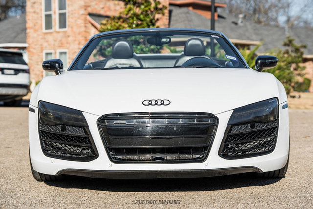 Used 2015 Audi R8 V8 w/ Full Leather Package image 13
