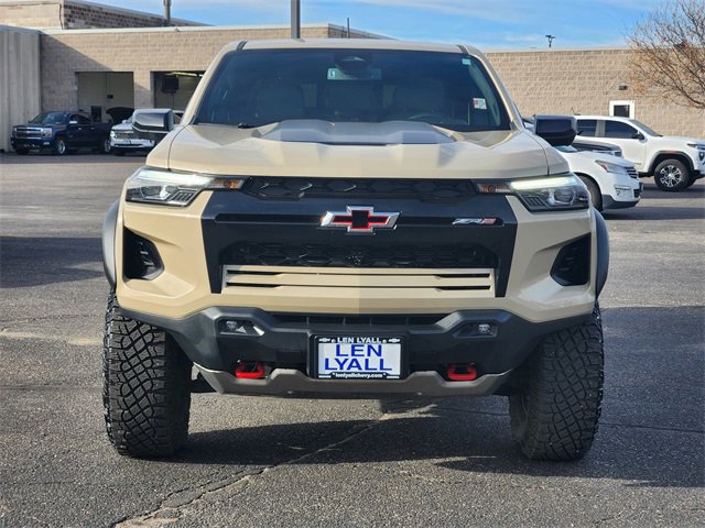 Used 2023 Chevrolet Colorado ZR2 w/ ZR2 Convenience Package III image 5
