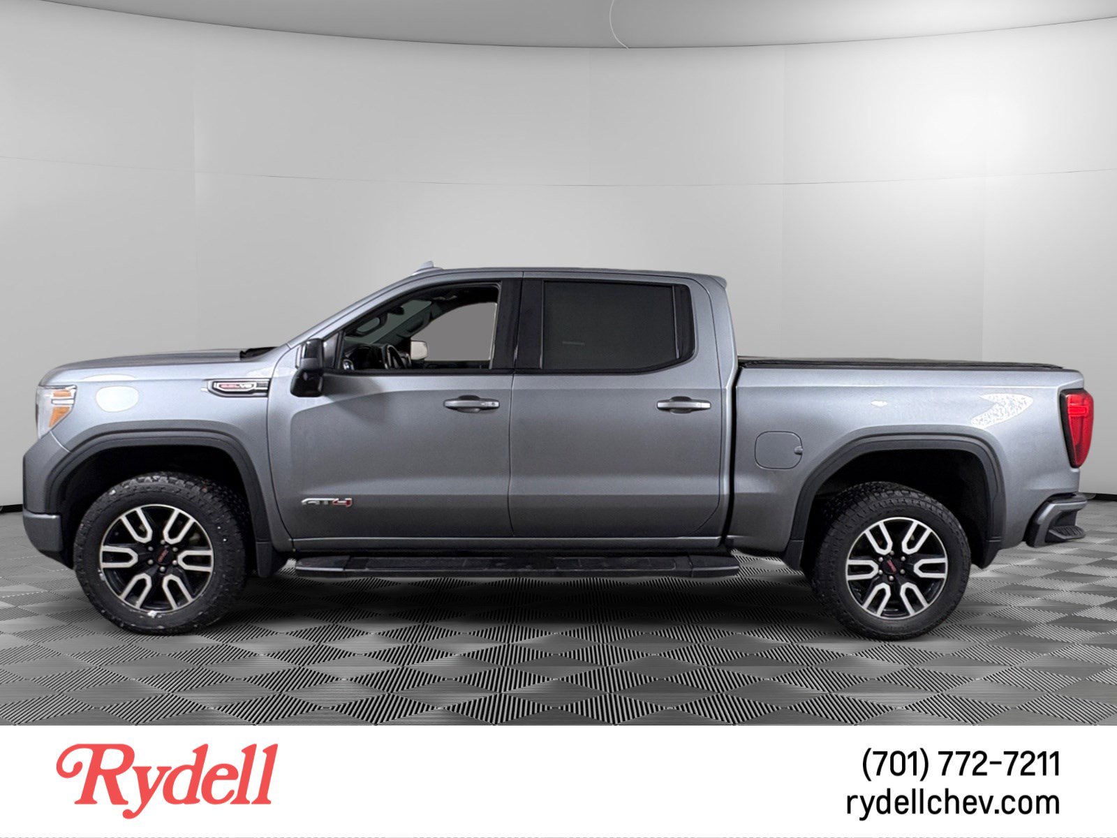 Used 2019 GMC Sierra 1500 AT4 w/ AT4 Premium Package image 2