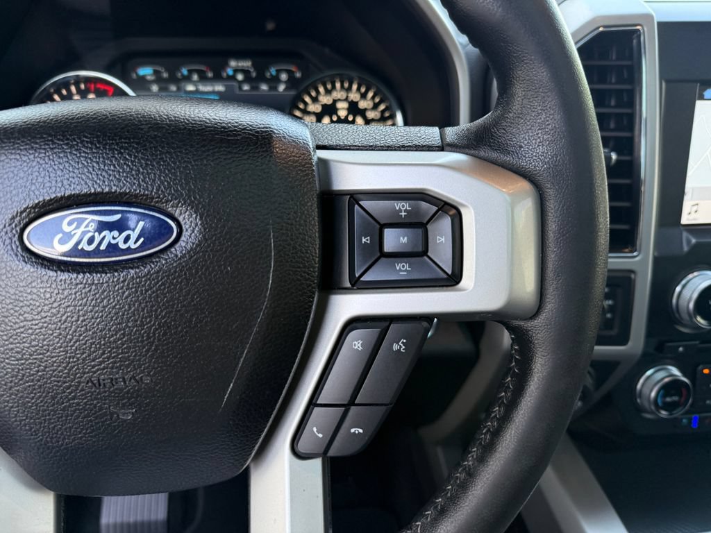 Used 2018 Ford F150 Lariat w/ Equipment Group 502A Luxury AWD/4WD image 34