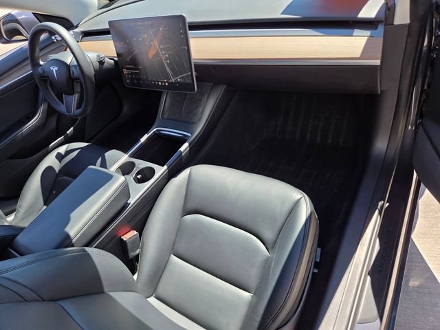 Used 2021 Tesla Model 3 Performance AWD/4WD image 16
