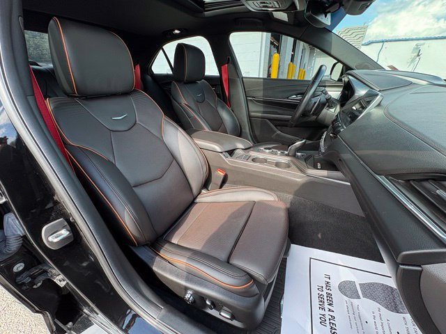 Used 2022 Cadillac CT4 V w/ LPO, ONYX Package AWD/4WD image 32