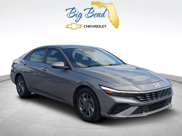 Used 2024 Hyundai Elantra SEL FWD image 1