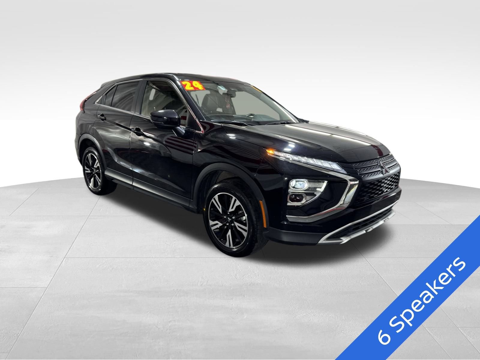 Used 2024 Mitsubishi Eclipse Cross SE image 3