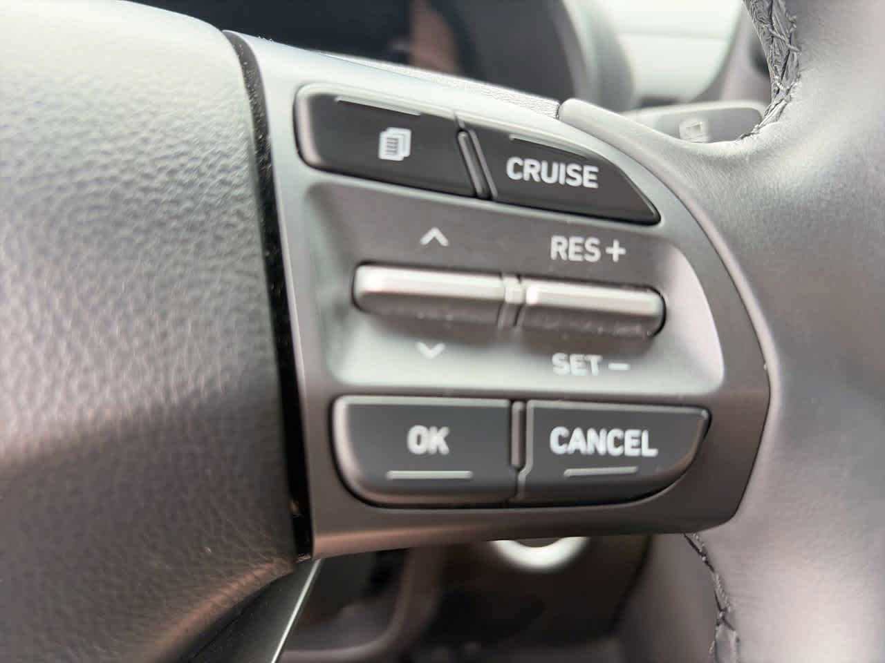 Used 2020 Hyundai Kona SEL Plus FWD image 24