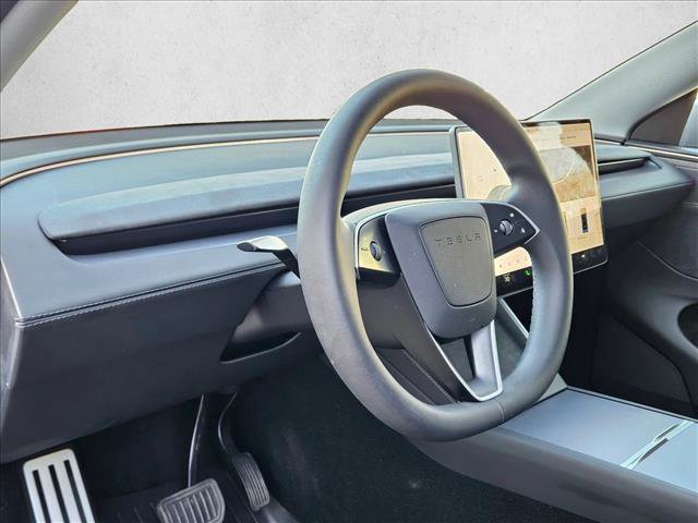 Used 2026 Tesla Model Y Long Range image 10