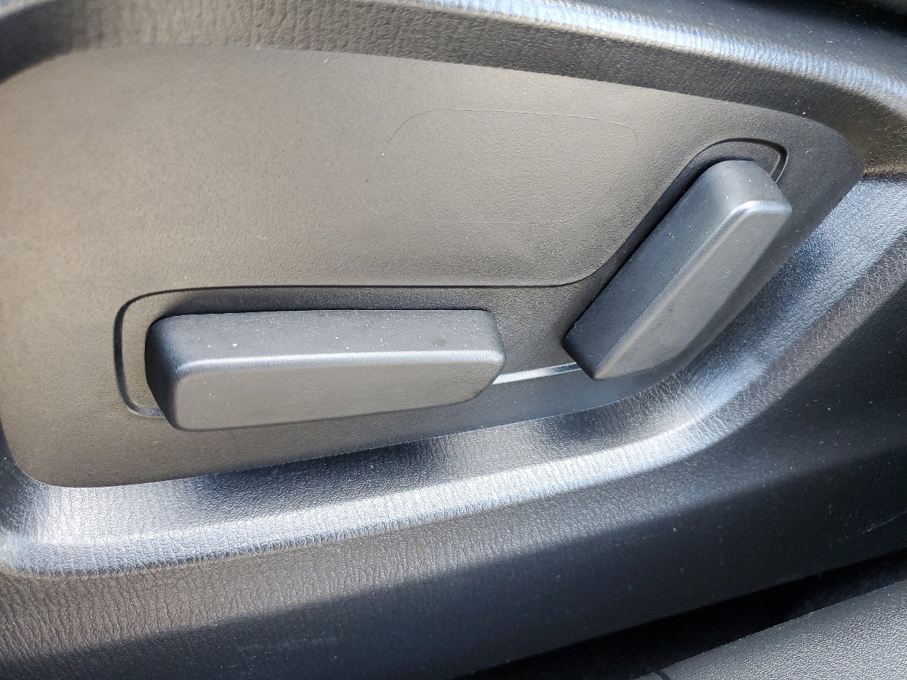 Used 2018 MAZDA CX-5 Touring w/ Preferred Equipment Package image 38