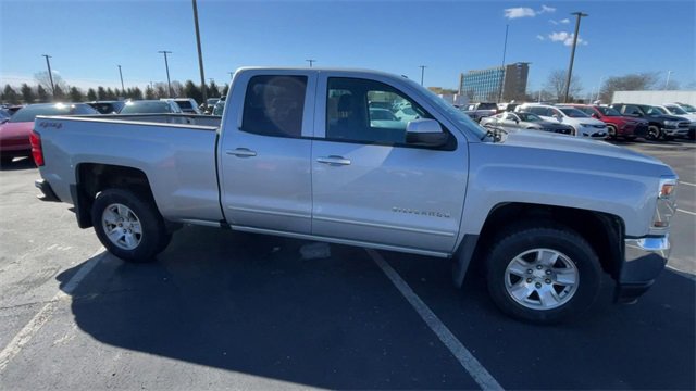 Used 2018 Chevrolet Silverado 1500 LT image 3