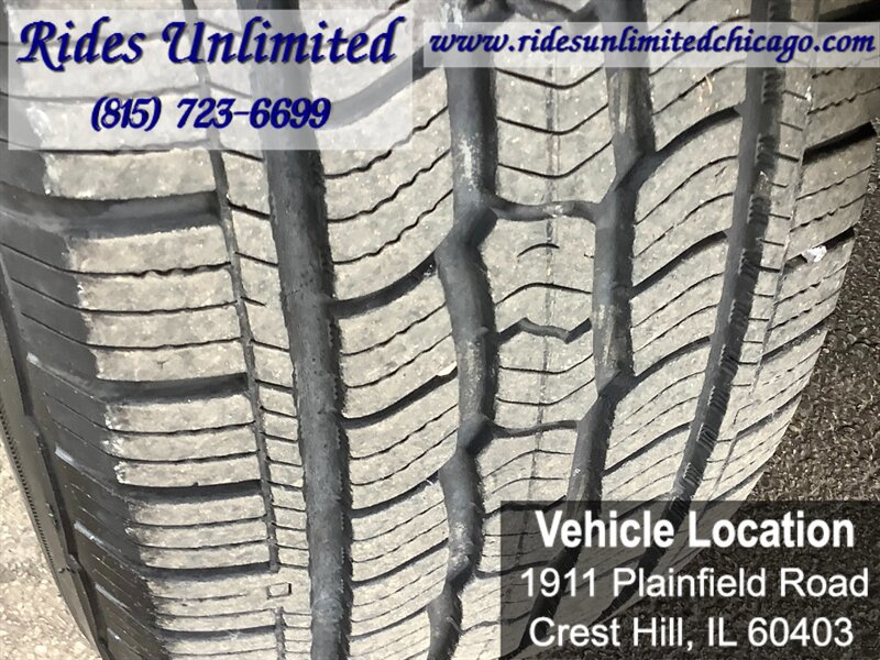 Used 2006 Jeep Commander Limited w/ Trailer Tow Group IV AWD/4WD image 40