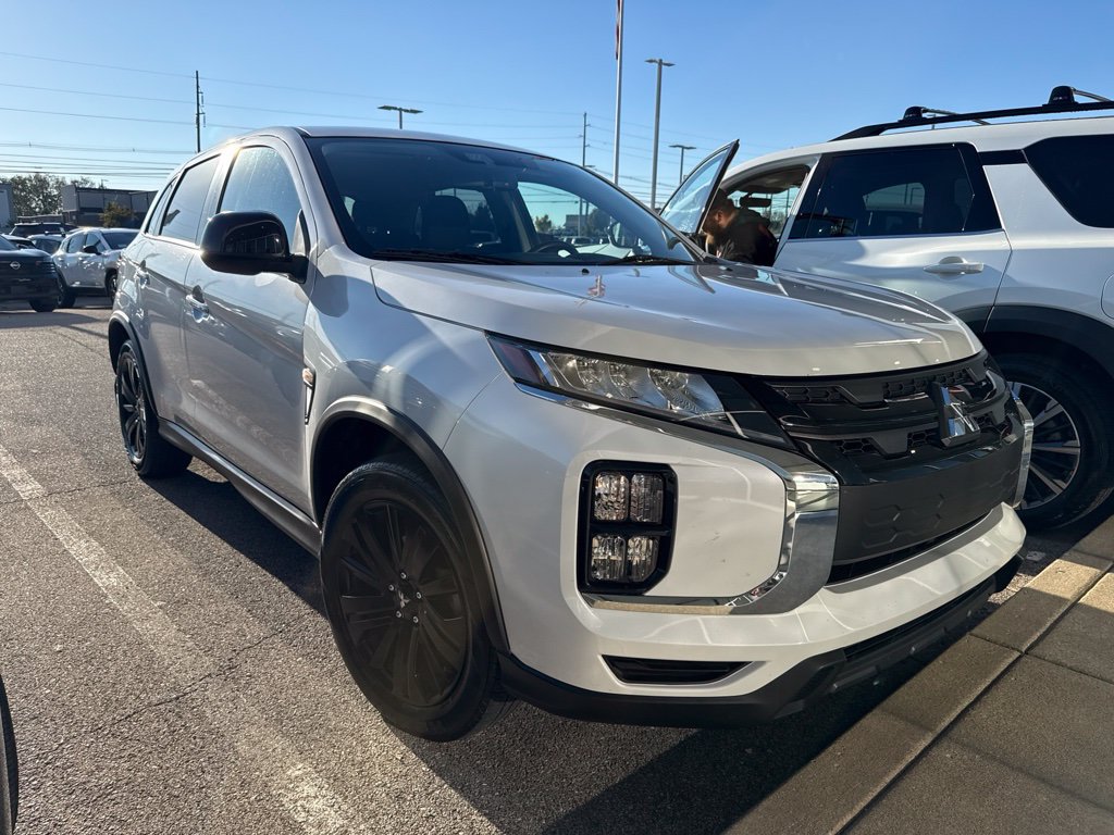 Used 2022 Mitsubishi Outlander Sport AWD image 2