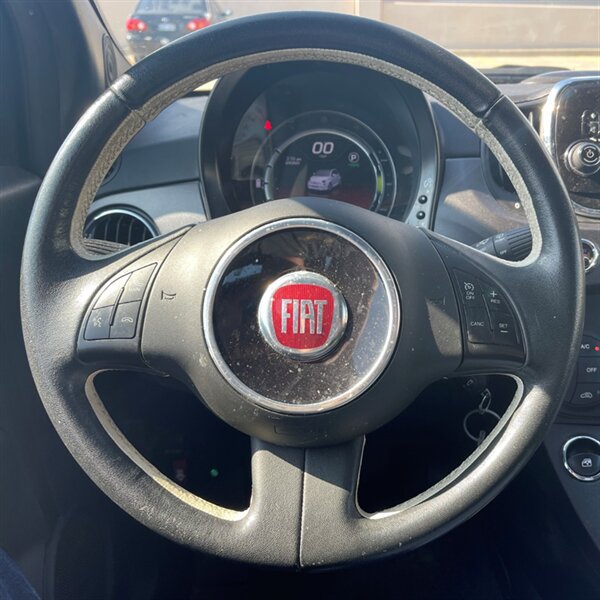 Used 2018 FIAT 500 e w/ Esport Package FWD image 17
