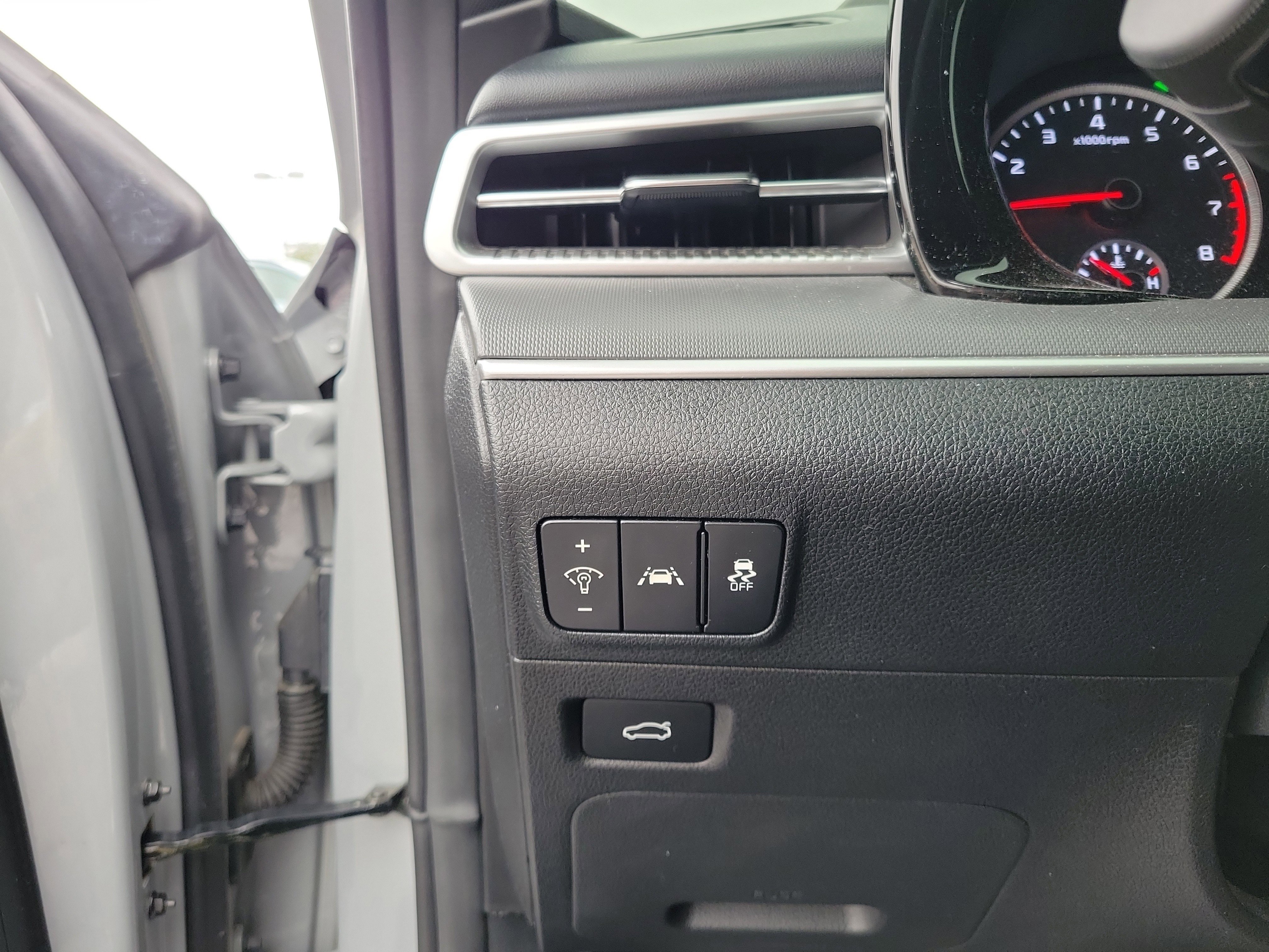 Used 2023 Kia K5 GT-Line image 21