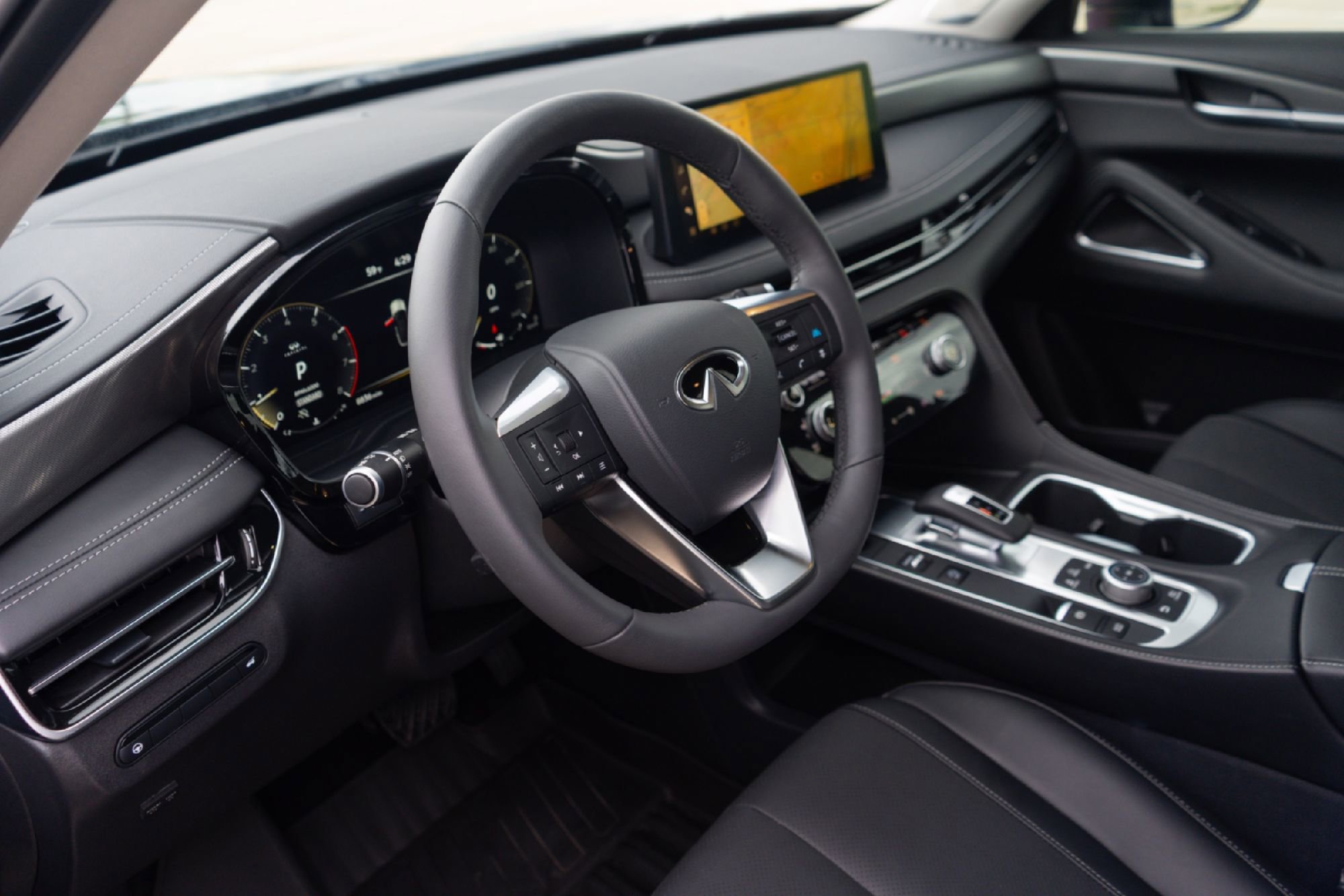 Certified 2026 INFINITI QX60 Luxe w/ Cargo Package image 7